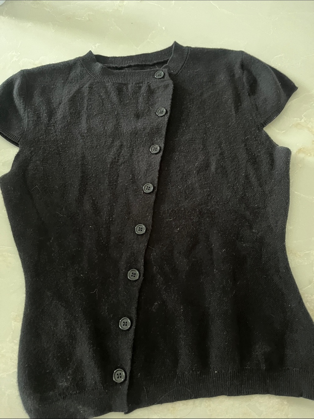 Women’s Black Cap-Sleeve Button-Front Knit Top
